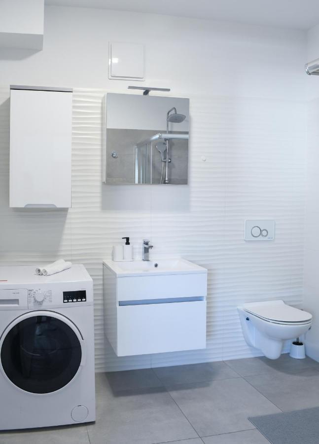 Point Zero Lägenhet Ljubljana Exteriör bild