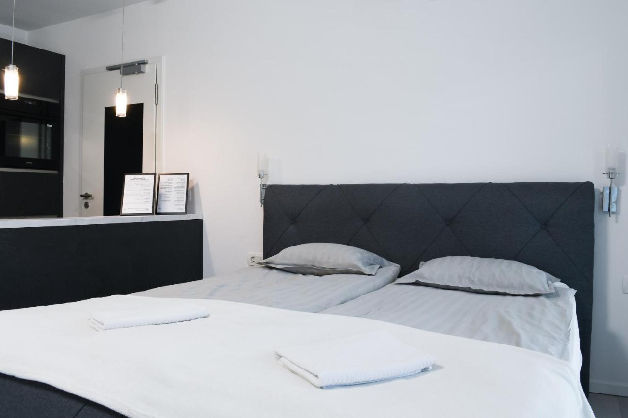 Point Zero Lägenhet Ljubljana Exteriör bild